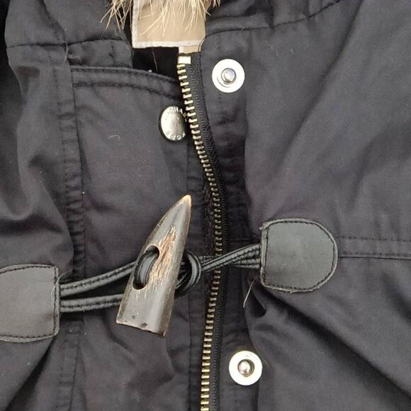 Michael Kors Women's Black Coyote Fur Parka Toggle Closure Jacket Coat Size M - Picture 3 of 6